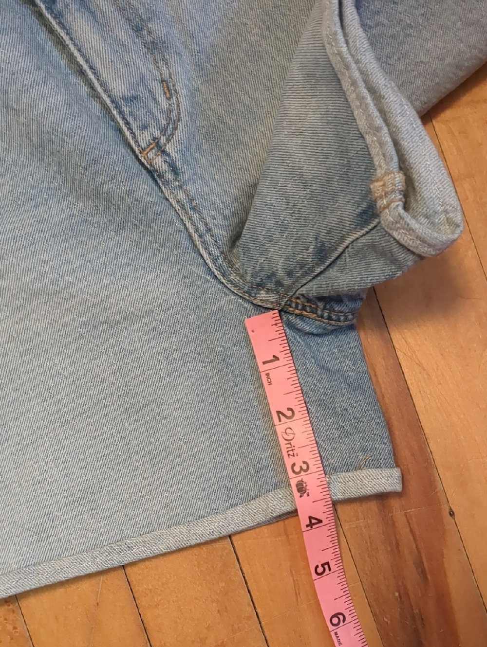 Loft Roll Cuff Light Wash Jean Shorts Size 2 - Picture 13 of 14
